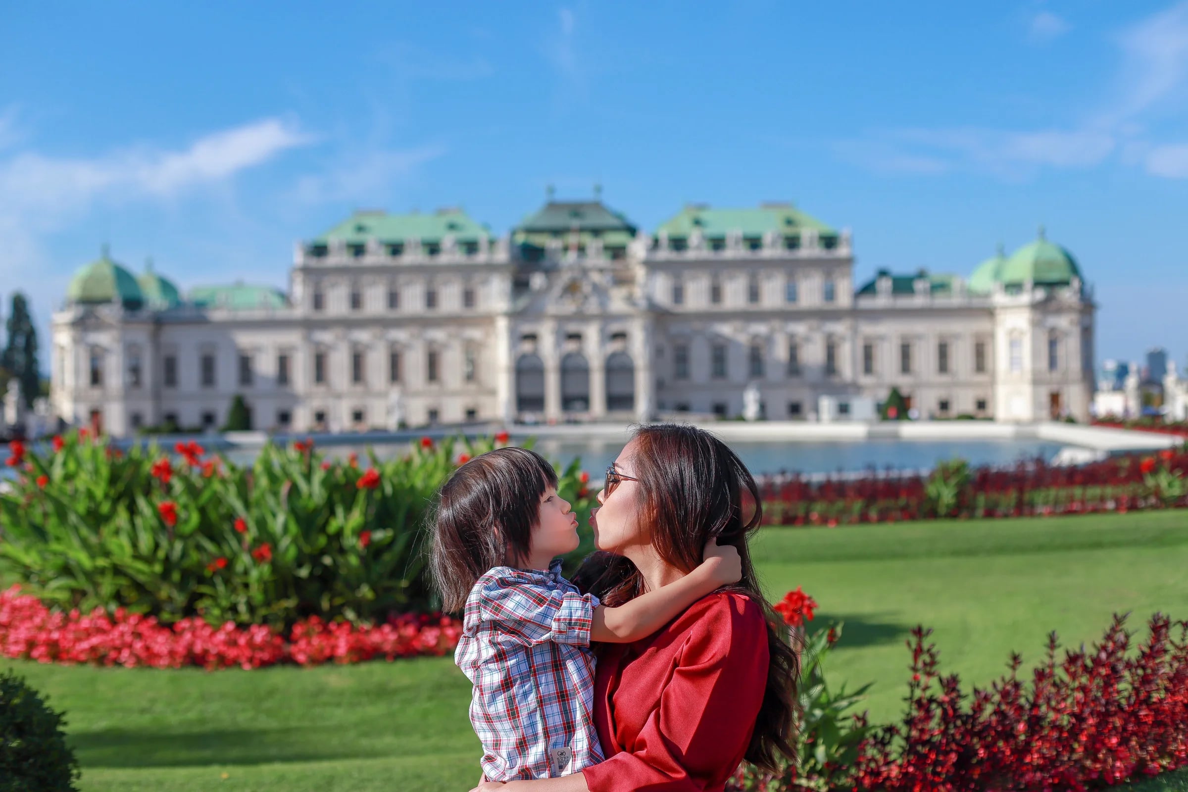 Vienna: Belvedere Palace Gardens photoshoot example 3